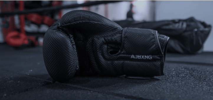 mma-gloves-vs-boxing