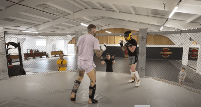 mma-boxing-sparring